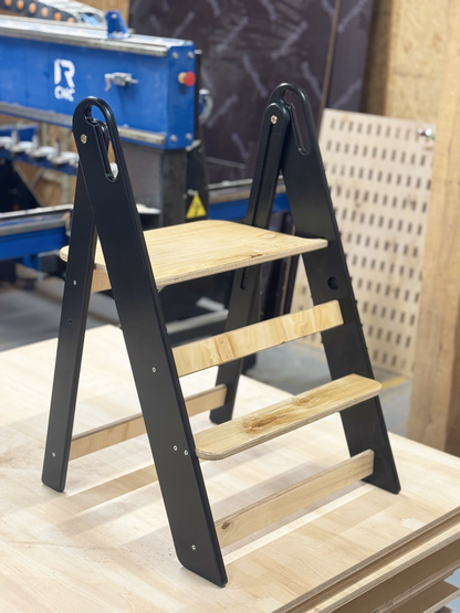 Seravellea™Wooden Step Stool