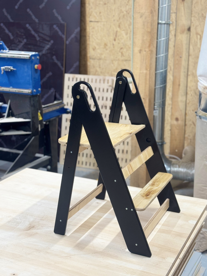 Seravellea™Wooden Step Stool