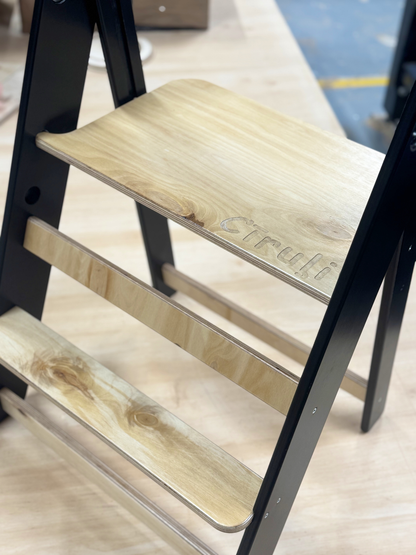 Seravellea™Wooden Step Stool