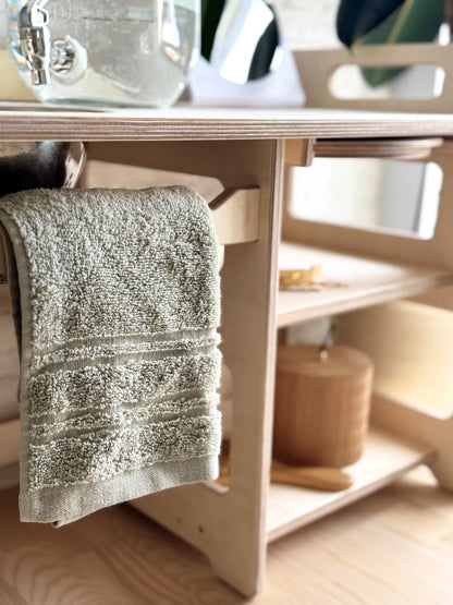 Seravellea™Montessori Wash Station with Lid