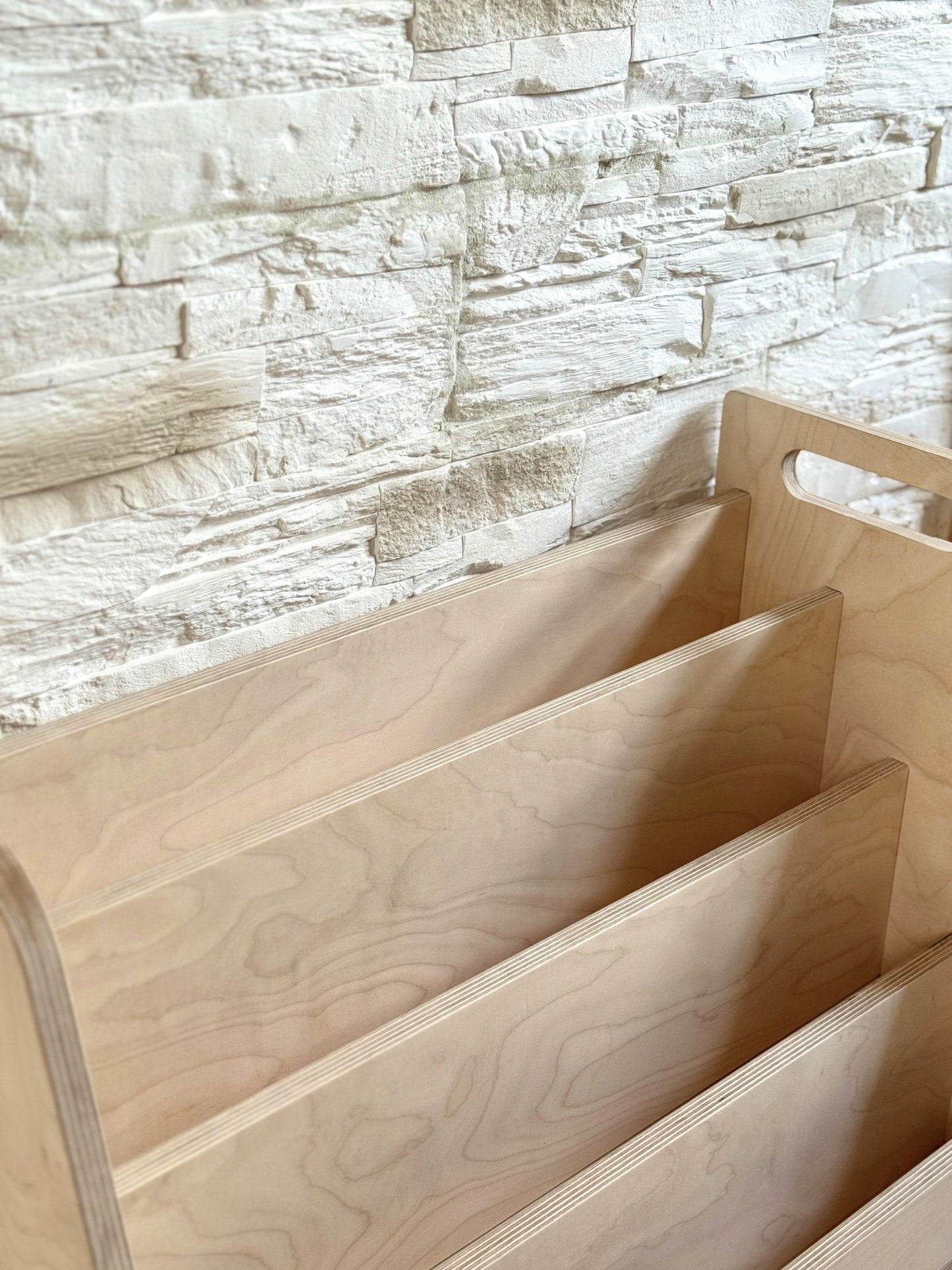 Seravellea™Montessori Wooden Bookshelf